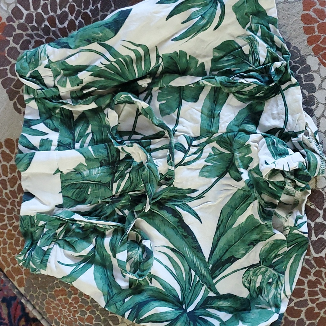 Patterned Ahorts